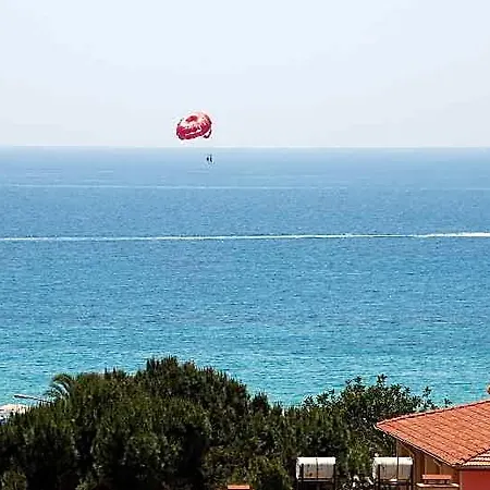 Kleopatra South Star Lejlighedshotel 3*
