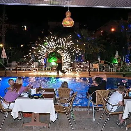 Ξενοδοχείο με διαμερίσματα Kleopatra South Star Αλάνια
