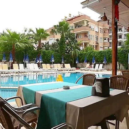 Ξενοδοχείο με διαμερίσματα Kleopatra South Star