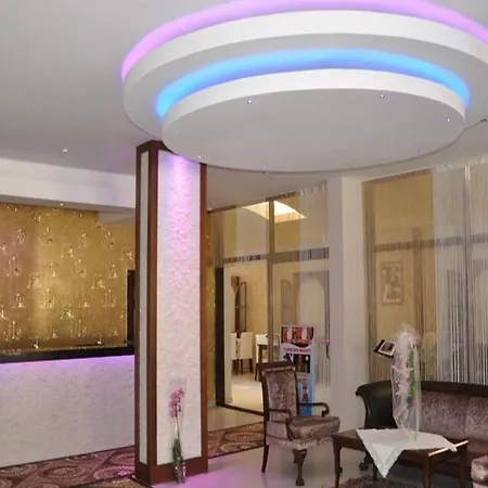 Kleopatra South Star אלאניה