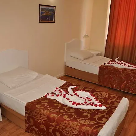 Kleopatra South Star מלון דירות אלאניה